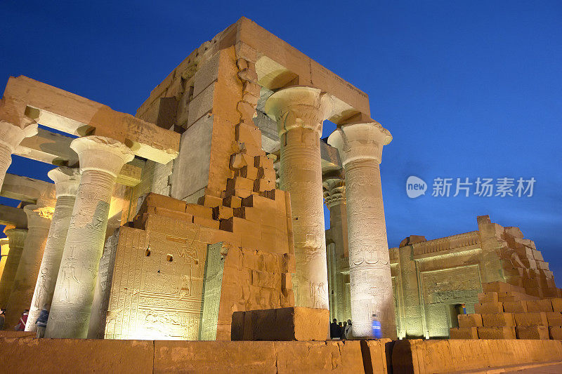 Kom Ombo神庙的夜晚